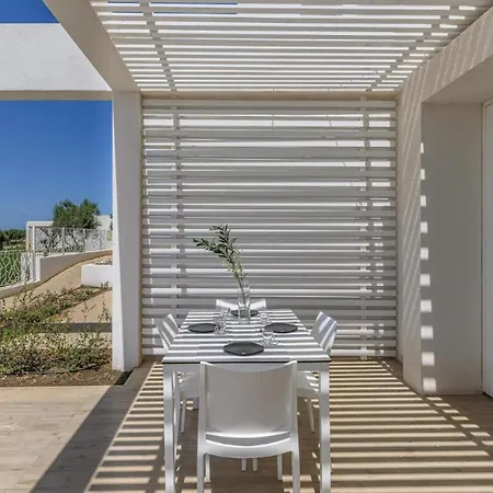 Stunning Capo Falcone Charming Apartments,1 Bed Comfort Apt Sleep 4 Pelosi Beach