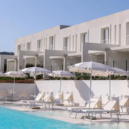 Stunning Capo Falcone Charming Apartments, 1 Bed Comfort Sleeps 4 With Child